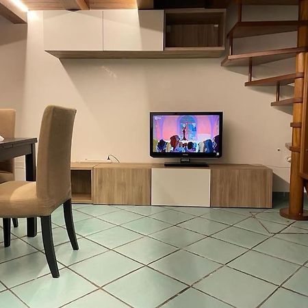 Civico 13 Apartment Бишелие Екстериор снимка