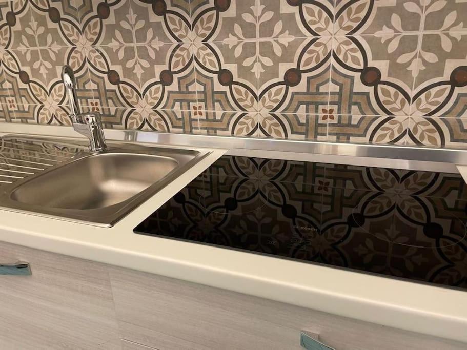 Civico 13 Apartment Бишелие Екстериор снимка
