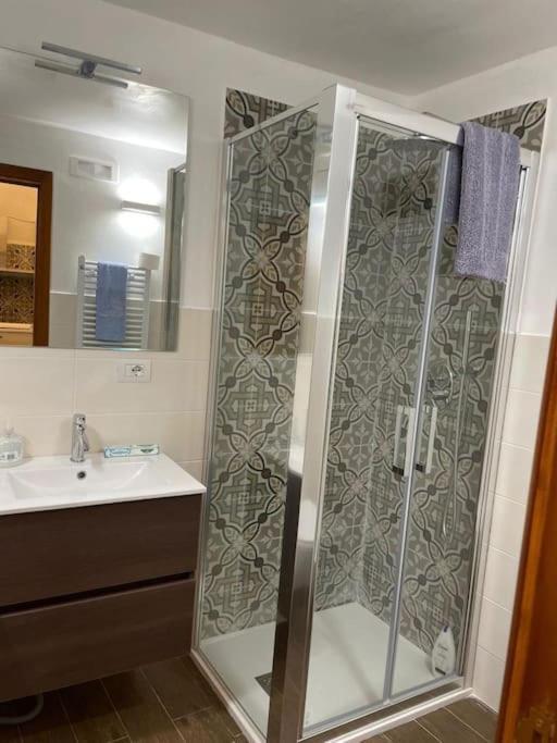 Civico 13 Apartment Бишелие Екстериор снимка