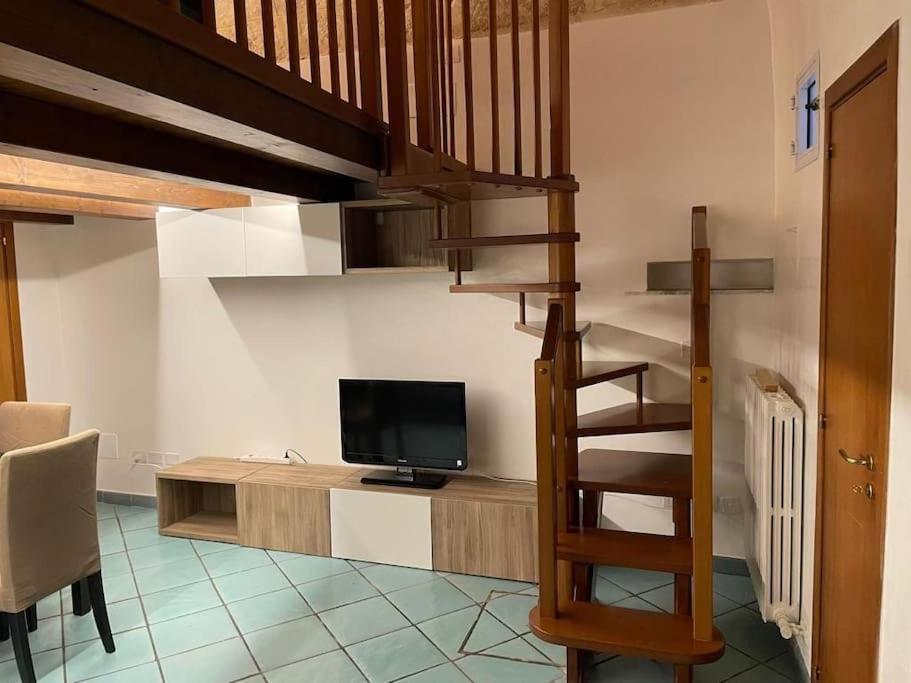 Civico 13 Apartment Бишелие Екстериор снимка